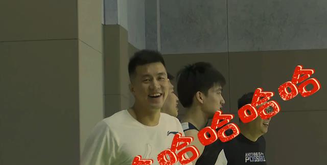 辽宁男篮|辽篮新合同提前曝光！弃2留5神射降薪2小将白菜价，郭艾伦1800万