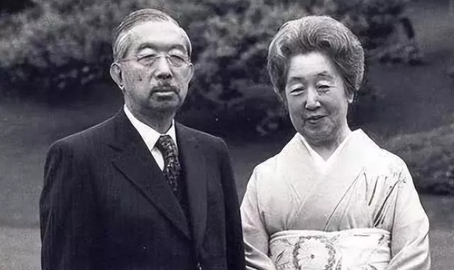 日本皇太后基因太强,后代全是眯眯眼,王妃再美都无法挽回颜值