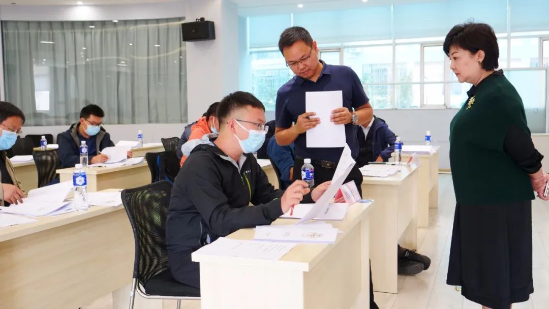 昆明|云南省民用无人机协会开展昆明市无人机工种职业技能考评题库专家评审会