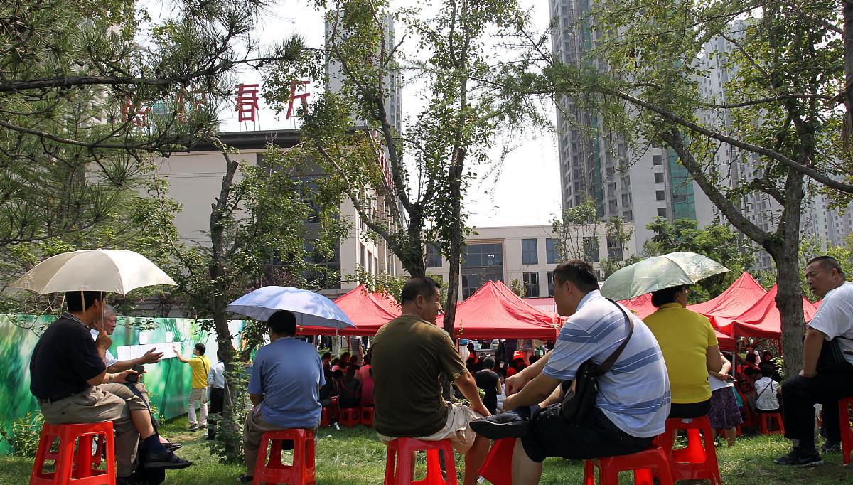 公摊|有钱人为啥偏爱多层，不买高层？老业主：4大硬伤让人“住不起”