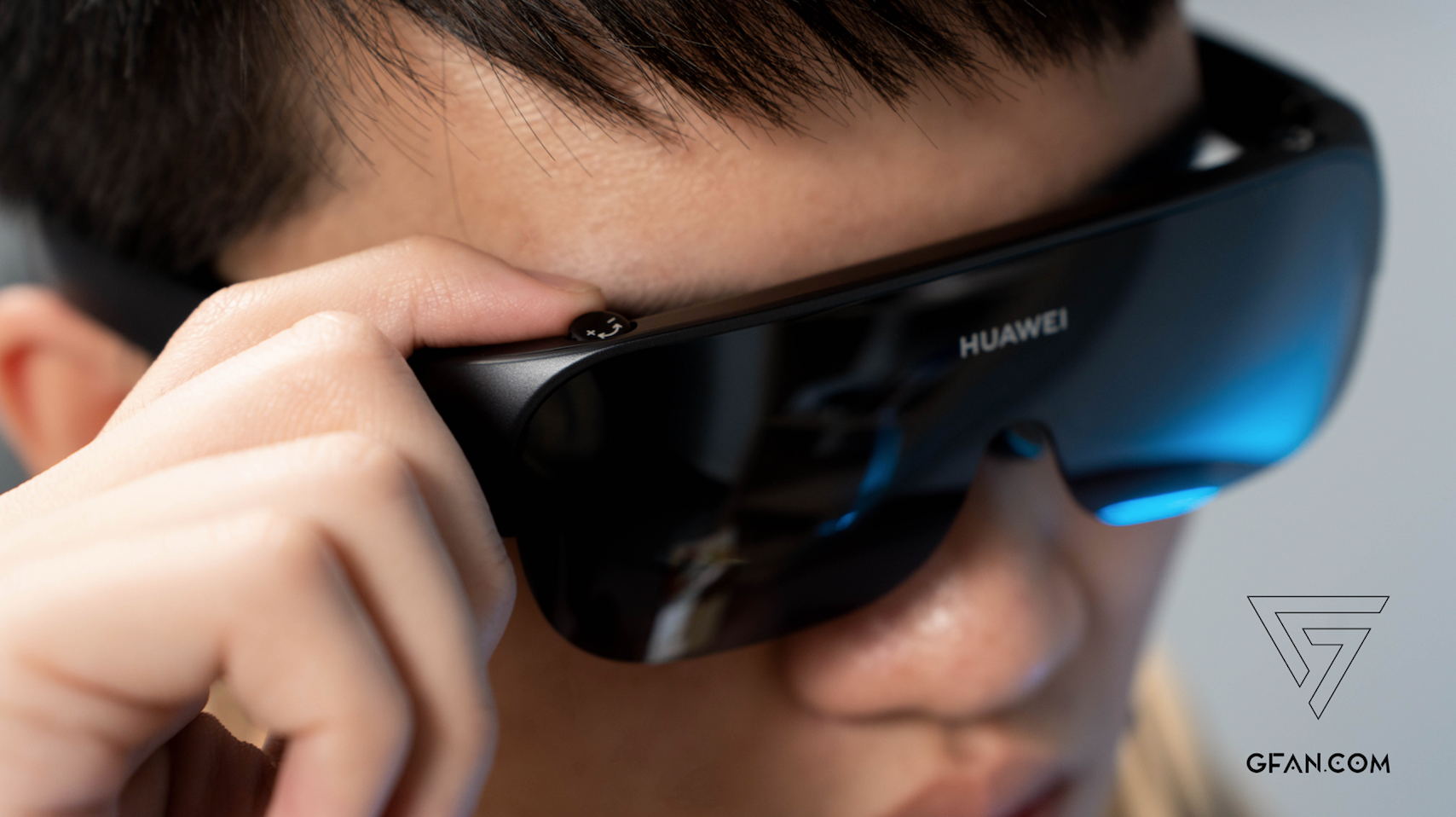 兆芯|你的随身高清巨幕影院 华为智能观影眼镜正式发布