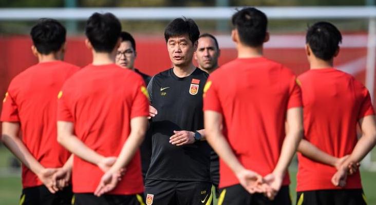 国足|董路怒斥无良媒体，称他们颠倒黑白是非不分，为流量肆意抹黑国足