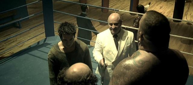 李连杰|李连杰的R级之作，却在内地千夫所指，因“性内容”不允上映