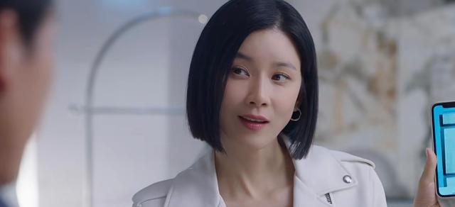 职业教育|《代理公司》豆瓣评分7.0,女主李宝英被观众质疑用力过猛,做作