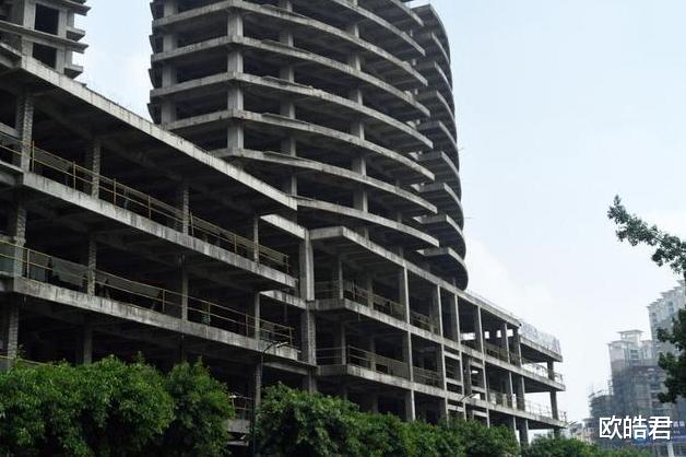 新房|河南某项目因为长期停工,业主没房子住,每月还要还房贷