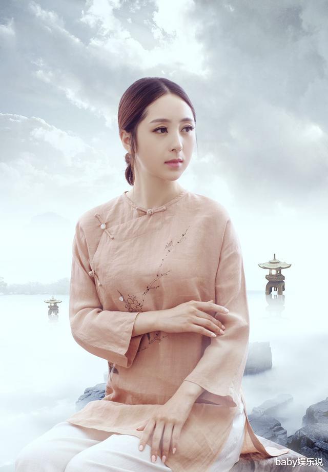 云飞|她是云飞前妻,老公《星光大道》后和她离婚,如今独自带女儿生活