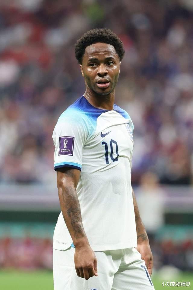 不快乐! 斯特林错过3-0赶回伦敦, 妻儿被持枪歹徒抢走30万英镑名表