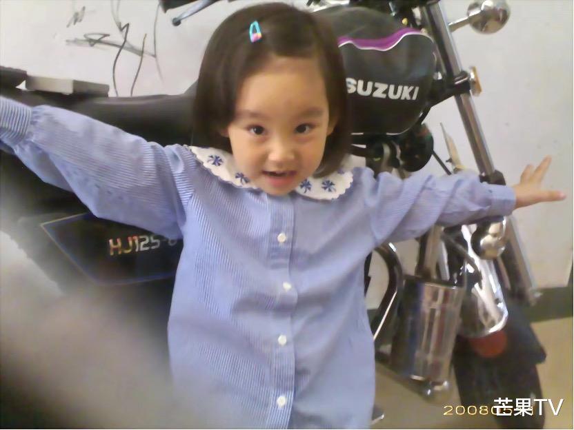 声生不息·港乐季|《声生不息·港乐季》歌手童年照曝光!叶蒨文亭亭玉立李健好青涩