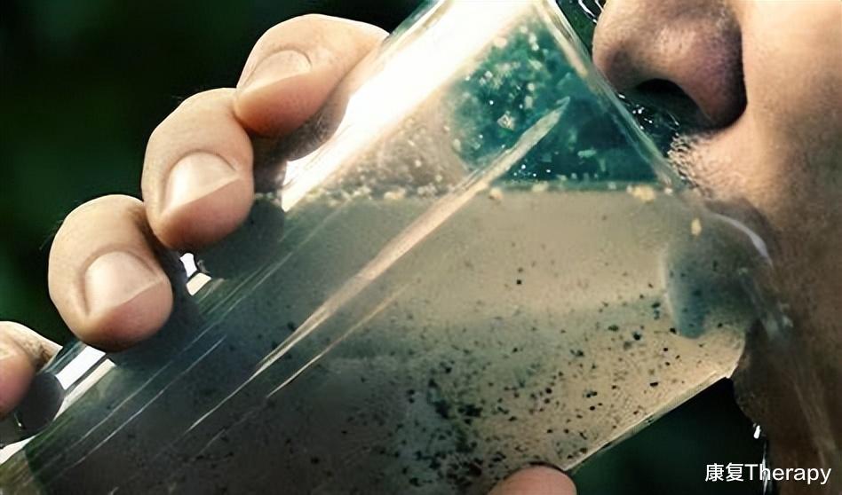 骨质疏松|「阿仑膦酸钠」抗骨质疏松,但很多人没吃对?医生:注意6个细节