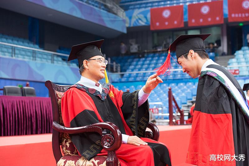 招聘|疫情让考研越来越内卷，复试阶段隐藏的PASS卡让结果充满各种可能！