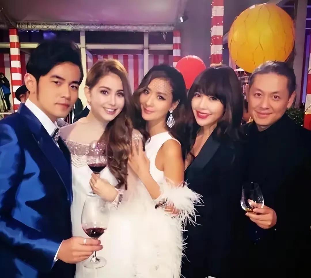 孙芸芸|小S蔡康永眼中的“天之娇女”台湾第一名媛孙芸芸活得有多清醒？