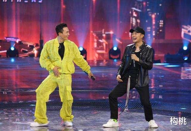 张翰|张翰携颜值男团出演的《先生们，请立正》定档，导演实力让人担忧！