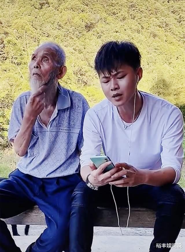 许华升88岁爷爷因新冠离世!两度感染住进医院,升妈透露详情