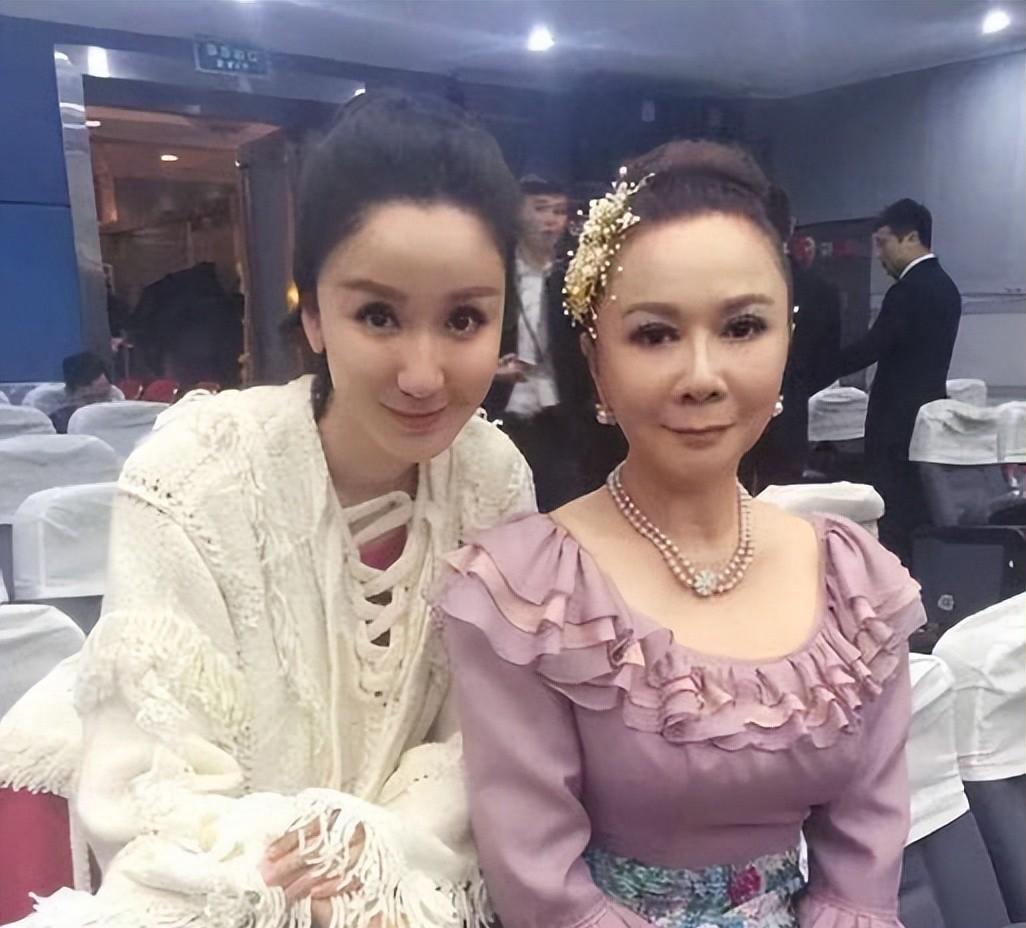 孙菲菲|盘点有那些曾经“惊为天人”却非折腾成观众都“没眼看”的女明星