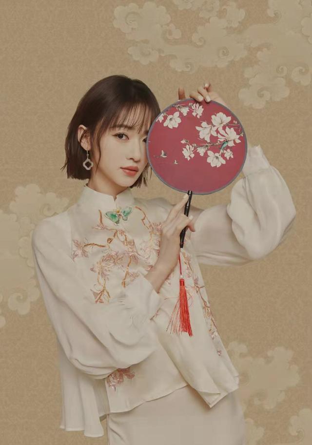 春晚|央视春晚是在打央6的脸吗？央6拉黑吴谨言，央视请她上春晚