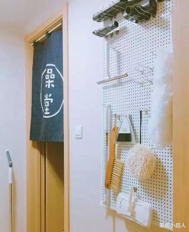 卫生间很容易被人忽视的3个位置!简单改一下,就能让空间翻倍!