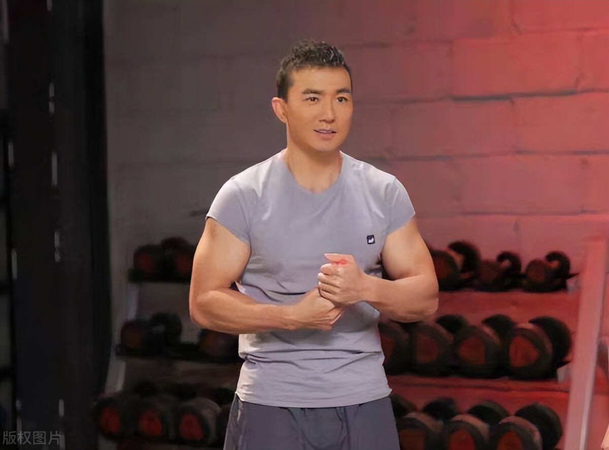 刘畊宏|刘畊宏是怎么突然爆火的？