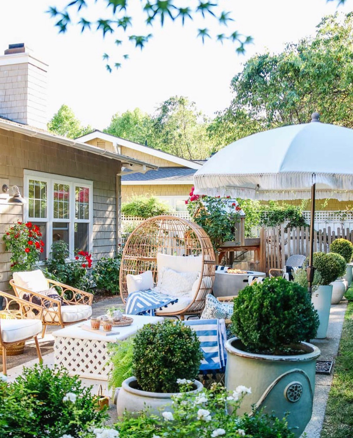 花园椅，作为庭院的必备景观，每一款都诱惑十足，有没有美到你噢