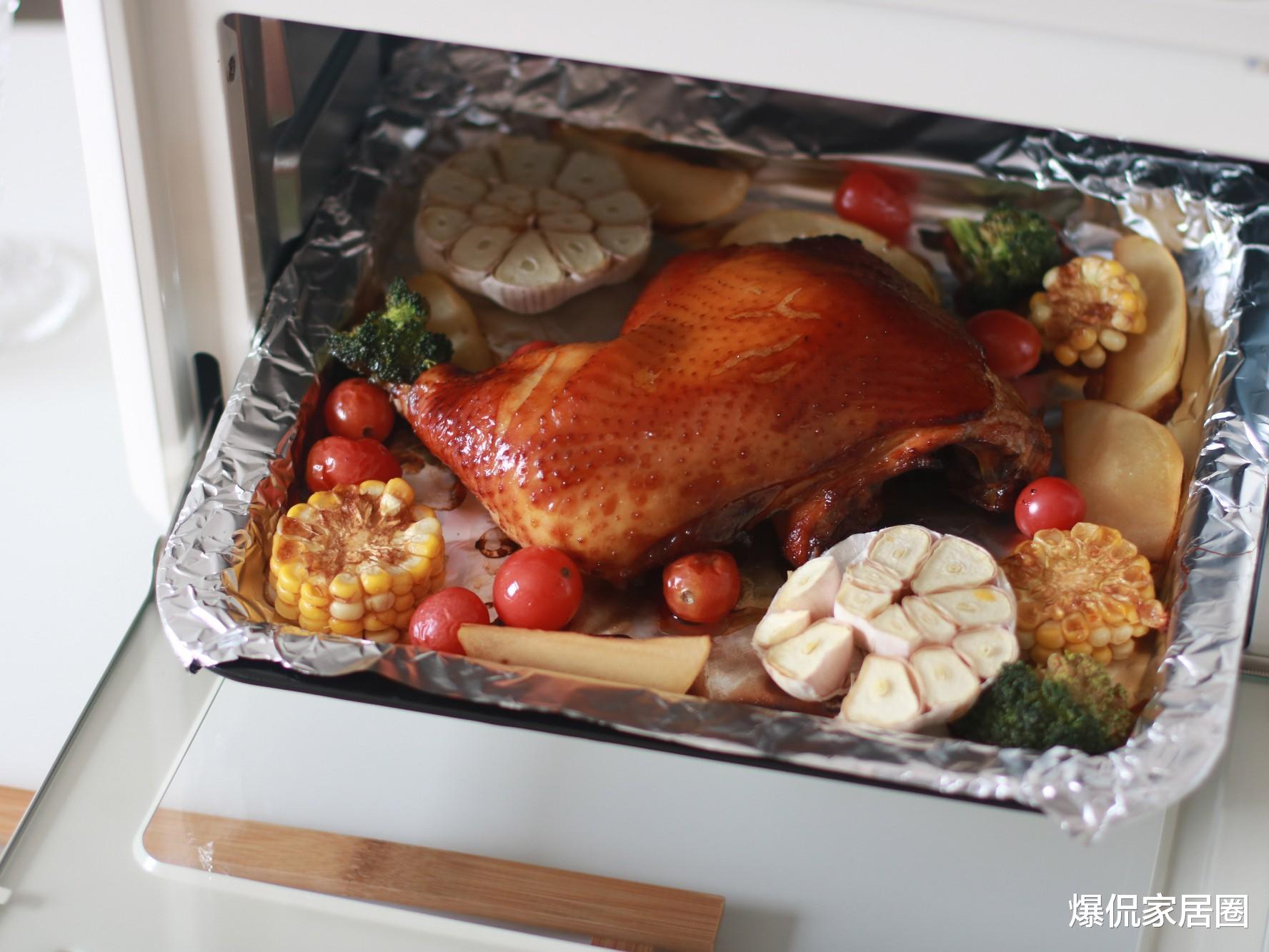 建议大家：除了微波炉，厨房有这4种电器就够了！其它都是浪费钱