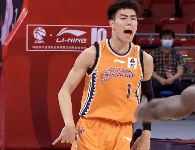 上海男篮|只会虐菜？上海两大输球罪人被揪出，9000万两笔签约成赛季败笔