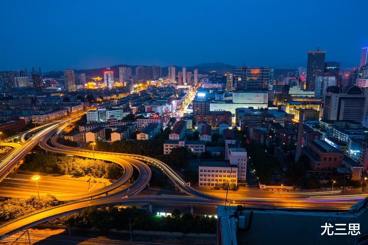非你莫属|鞍山师范学院：从毕业生去向看，普通二本院校师生有多不容易
