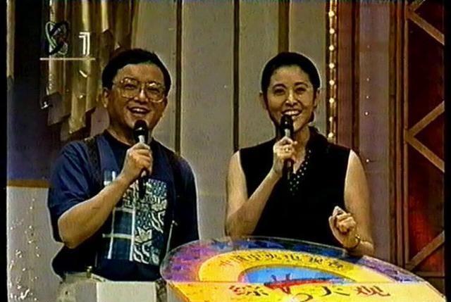 倪萍|91年春晚倪萍念贺电,打开是四张白纸,倪萍应变能力强留下经典