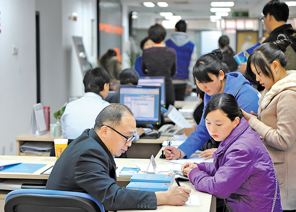 事业单位|事业单位面向社会招聘，部分编制岗位免笔试，符合条件就能上岸