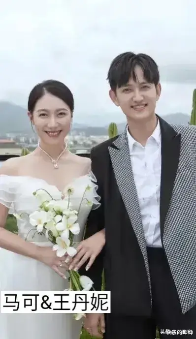 姐弟恋|原来他们都是“姐弟恋” 。