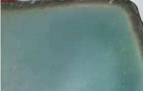 翡翠|13种翡翠原石灯下现原形