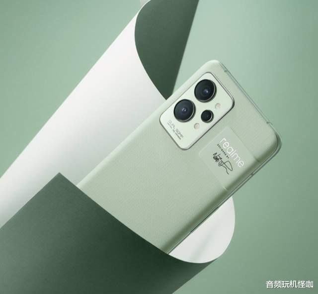 客户端|价格感动用户！全新骁龙8芯片+ 8GB运存+256GB，主流品牌迎挑战