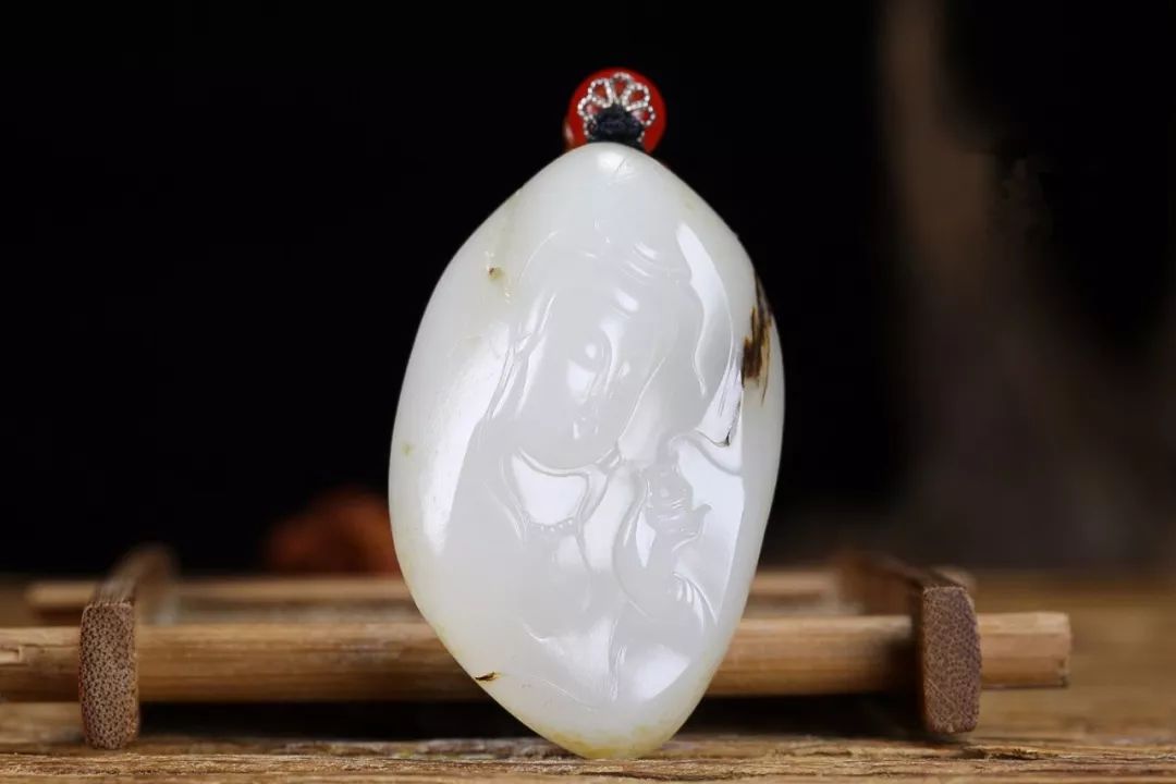 聊聊|聊聊什么是和田玉的粉脂