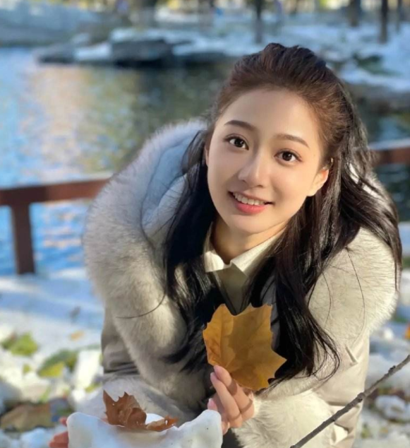 春晚|复旦冯琳将再度现身大型晚会,气质出众与以往不同,春晚有看头了