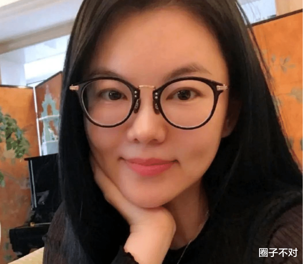 马东锡|杨颖的痘、李湘的肉、万茜的粗糙，明星的滤镜修图后藏着多少真相