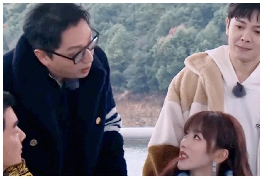 华少|华少向孔雪儿道歉被指：爹味足，网友不买账，重提张家辉、高以翔