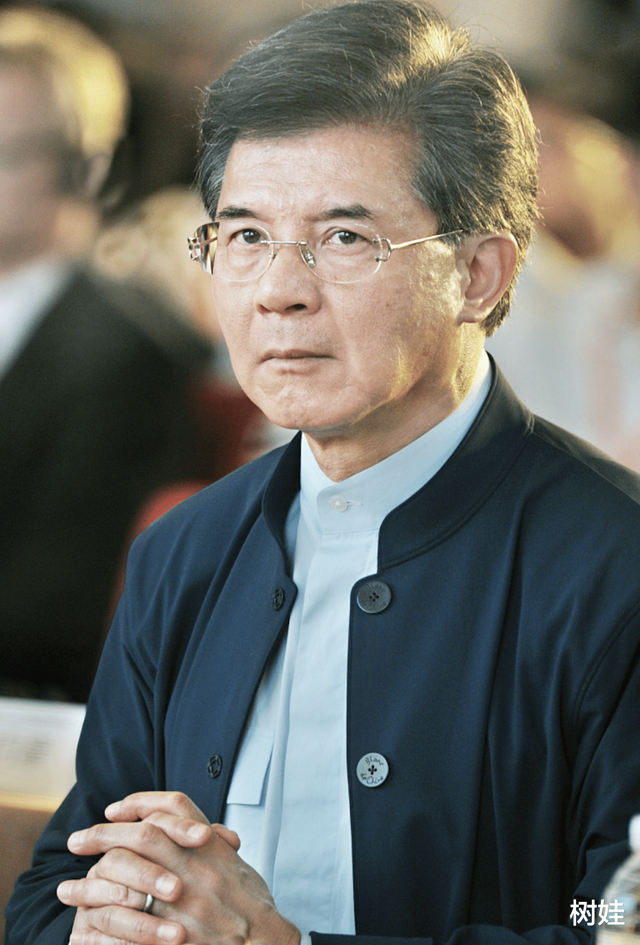 朱玲玲|罗康瑞独子罕露脸，长相帅气已自立门户，不满父亲再婚没继承家产