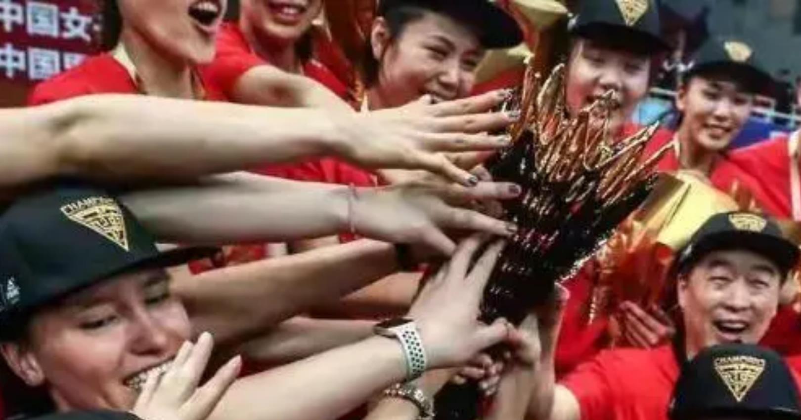 张建章|虽身负黑历史，但排协却不计前嫌，中国女排主帅有望迎来两员大将