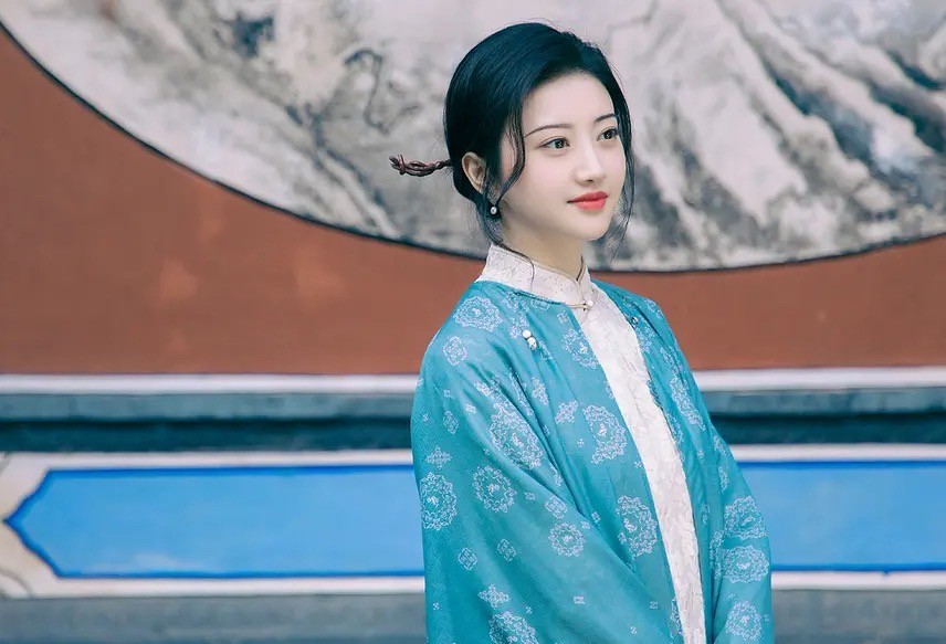 景甜|一夜狂刷8集，国产剧总算又甩出一部零差评爆款剧