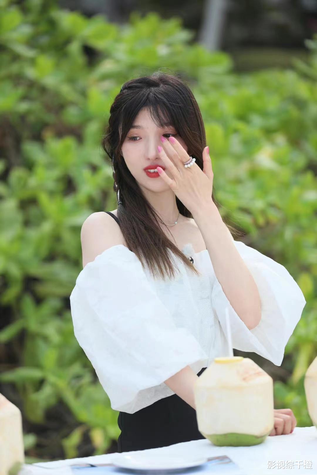 |Rock让我见识了一个男人变心的速度,应该向他学习,只是心疼莫非