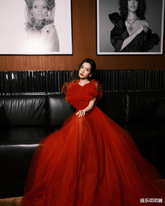 任嘉伦|任嘉伦新戏“人墙”保护，搭档Baby被唱衰，网友：圈子不同别硬融