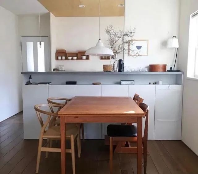 这位80后太太,坚持一天一收拾,把家打理得一尘不染,看着都舒服