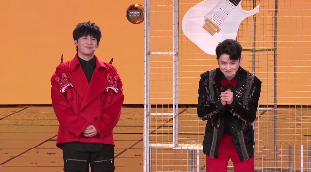 央视春晚|2022央视春晚的“失误”：错把脱口秀当宝，忽略年度最佳喜剧综艺