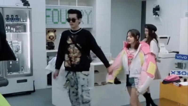 Angelababy|吴亦凡审判案结束，网友才知杨颖有多暖！当初的抢镜只是在保护妹妹