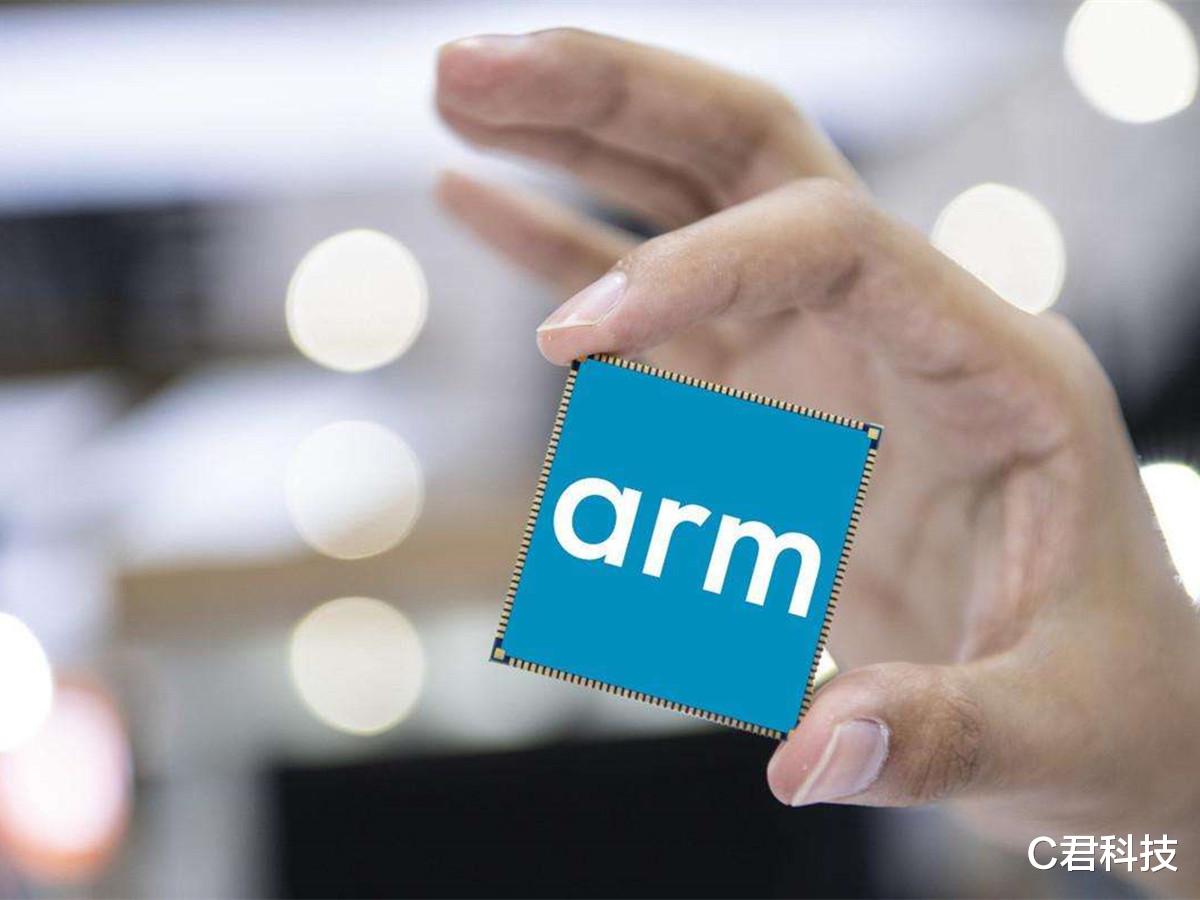 英特尔|目标800亿，英特尔劲敌出现，外媒：阿里“抢跑了”