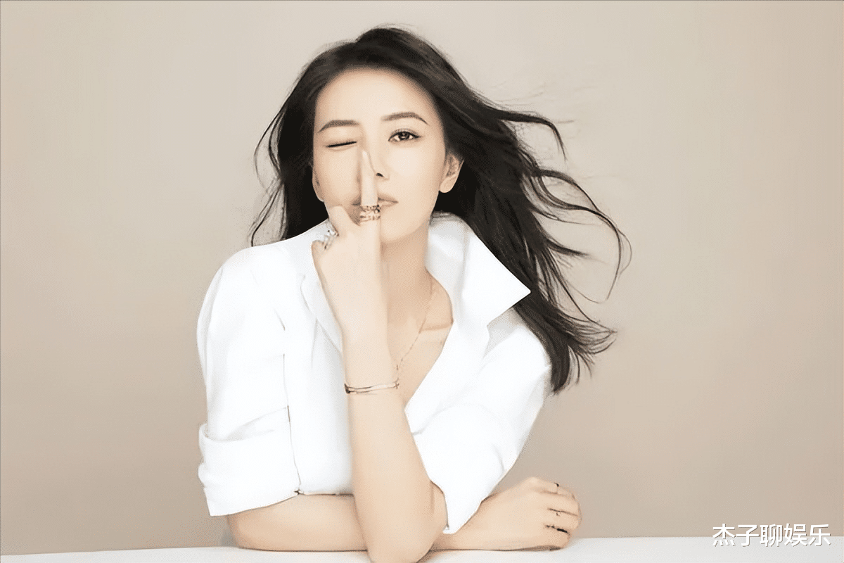 高圆圆|“国民女神”高圆圆:结婚收6000万份子钱,靠投资身价暴涨上亿
