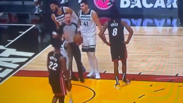 唐斯|炸裂！又一人打烂NBA！单场60分17板啊！他真是最准的大中锋