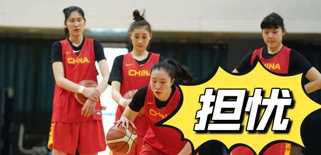 中国女篮|10点52分，女篮新消息，巾帼英雄12日抵达上海！球迷：准备接机