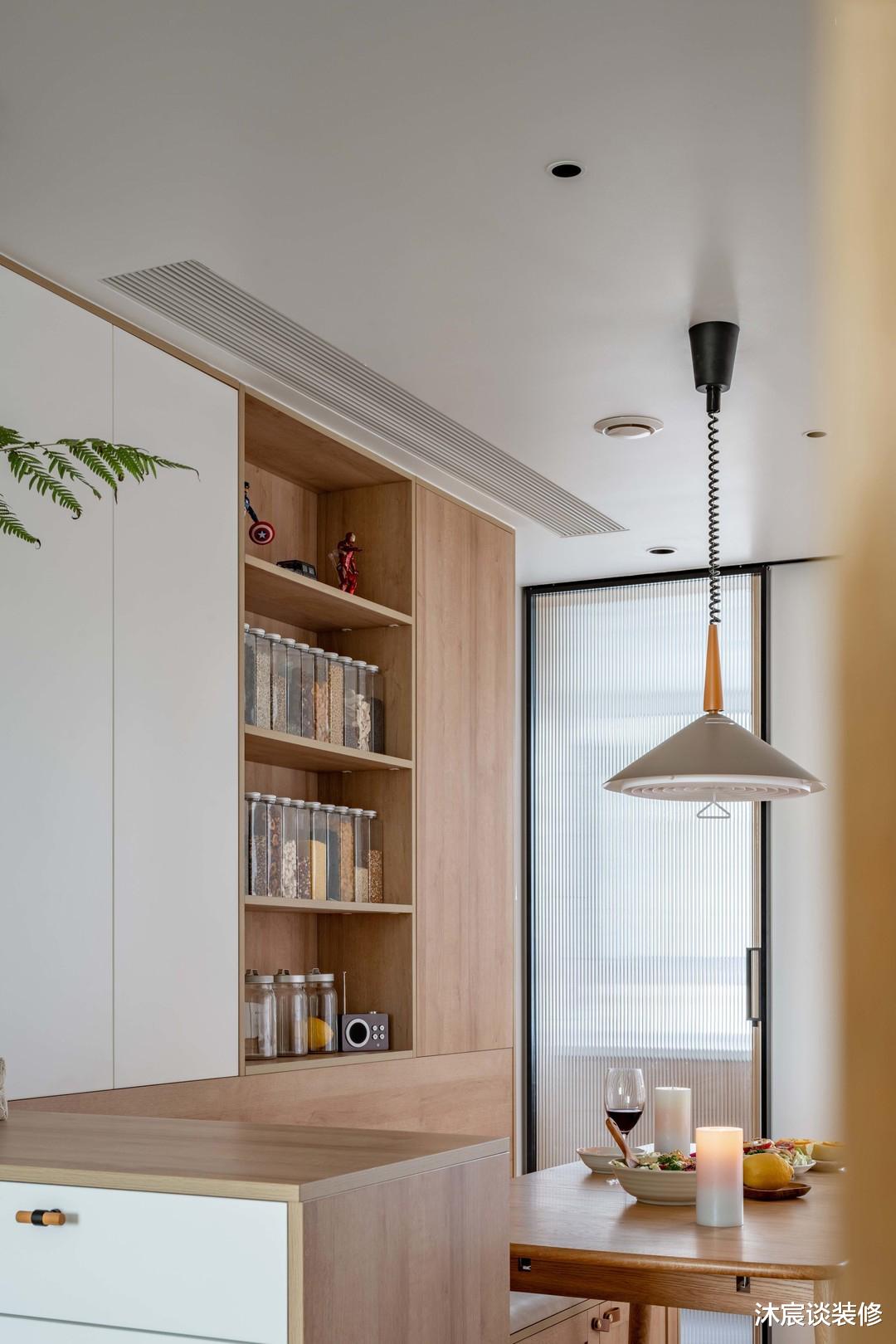 二次装修,她更清楚需要什么,选择清简日式+弱化客厅,太实用了