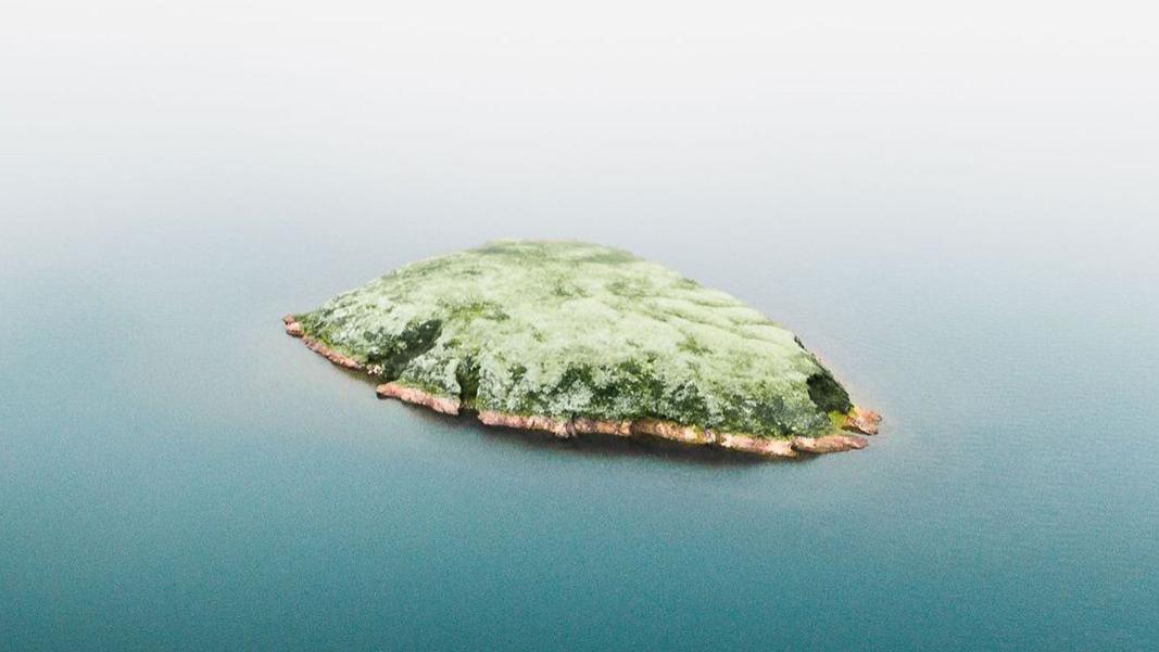 旅游景点|小岛孤立在大海中央，上面的淡水是从哪里来的呢？大海所赐