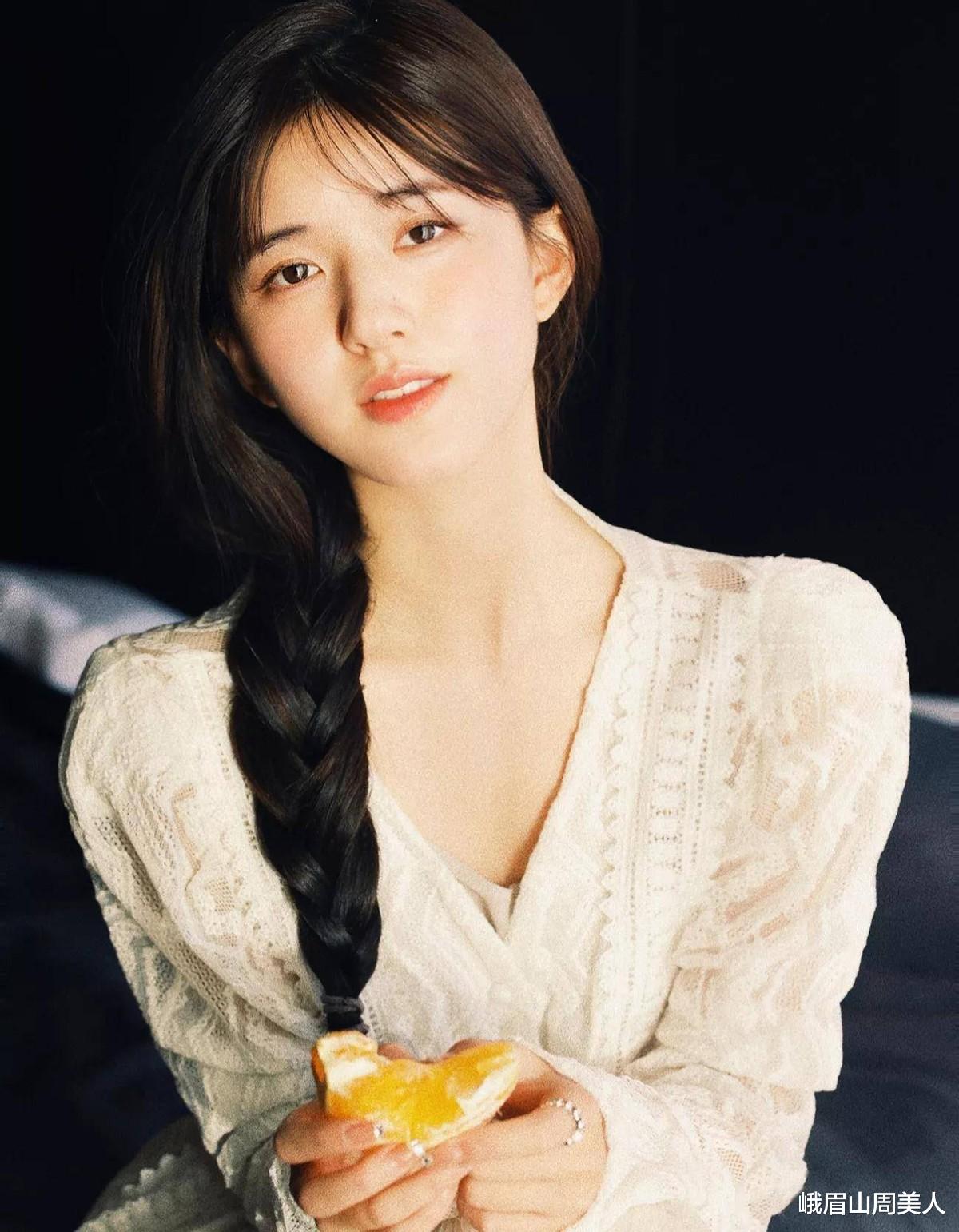 发型 女人不管年龄多大,尽量远离这4种“发型”,土气显老还没品位