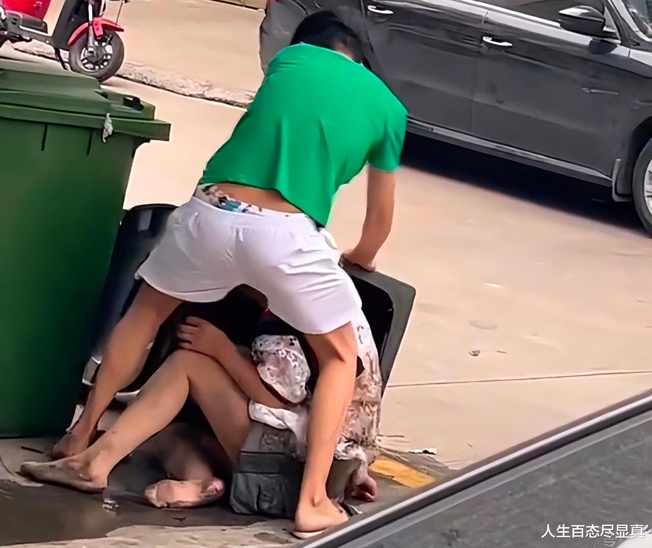纪实:女子劈腿拒绝归还财物,被男友打到口鼻出血,往垃圾桶里塞